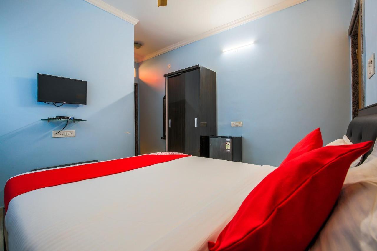 Oyo 15626 The Sovva Hotel Morjim Zewnętrze zdjęcie