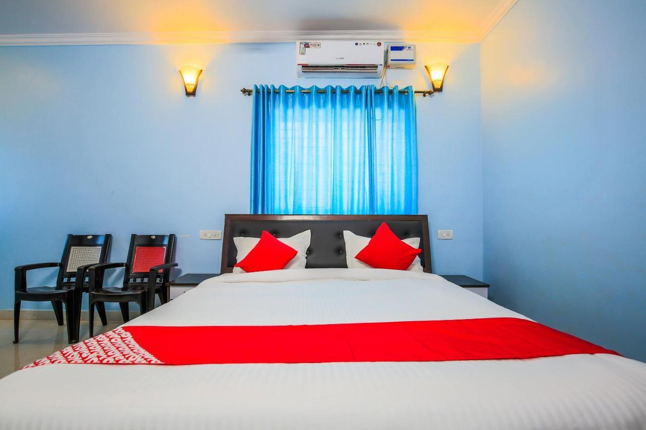 Oyo 15626 The Sovva Hotel Morjim Zewnętrze zdjęcie