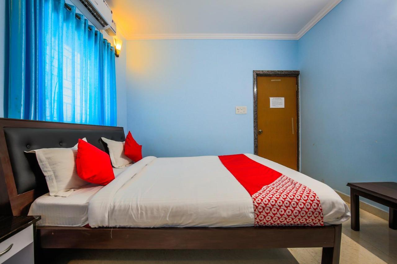 Oyo 15626 The Sovva Hotel Morjim Zewnętrze zdjęcie