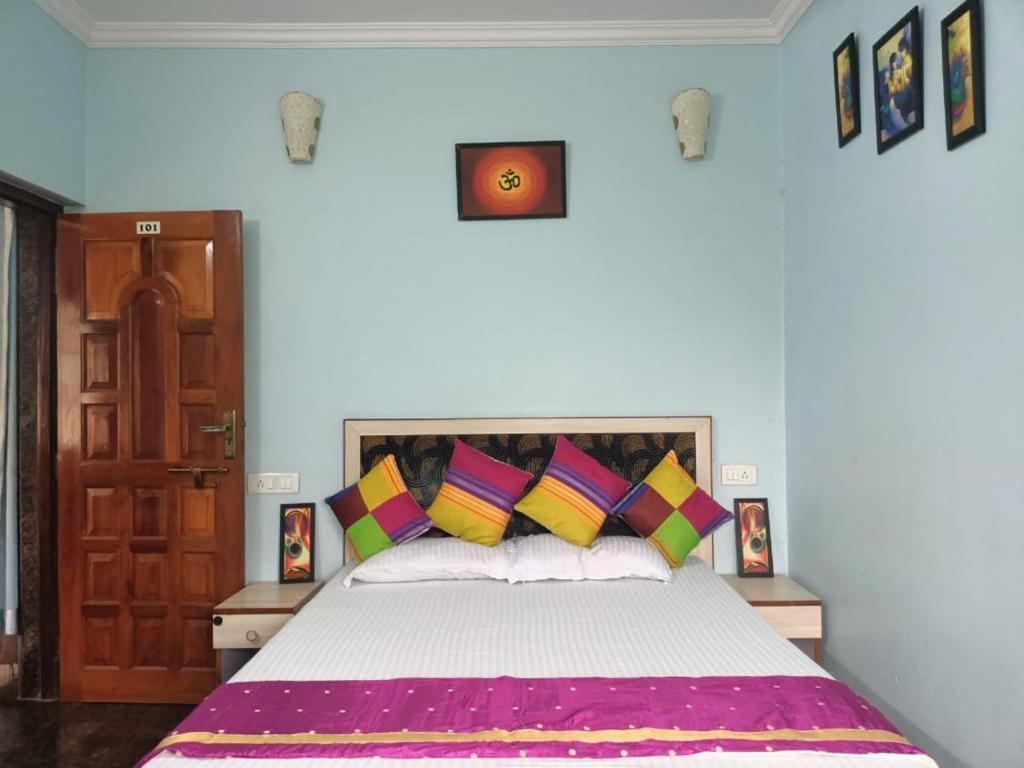 Oyo 15626 The Sovva Hotel Morjim Zewnętrze zdjęcie