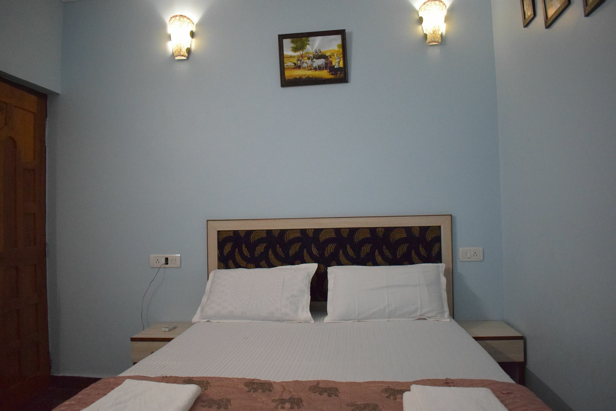 Oyo 15626 The Sovva Hotel Morjim Zewnętrze zdjęcie